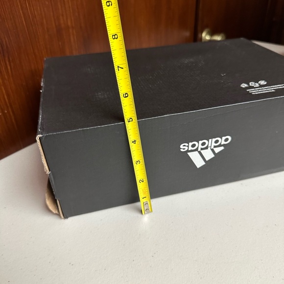 Adidas replacement shoe box - Picture 5 of 11